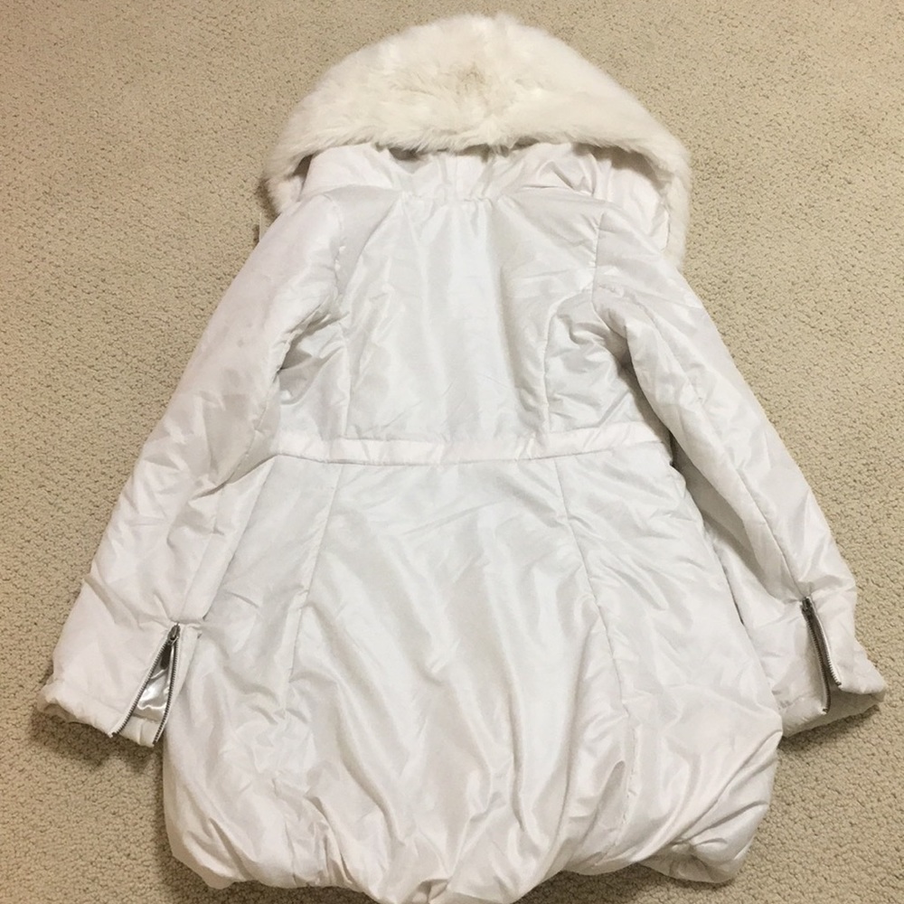Gently Worn Bcbgeneration Lightweight Puff Coat - image 4